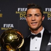 Cristiano Ronaldo a reçu le Fifa Ballon d'Or 2013