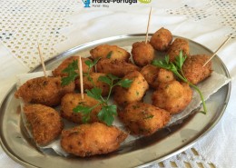 Bolinhos de bacalhau - Beignets de morue à la portugaise - dégustation !